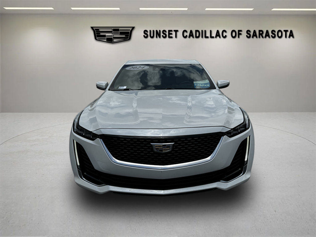 Used 2024 Cadillac CT5 Luxury RWD image 2