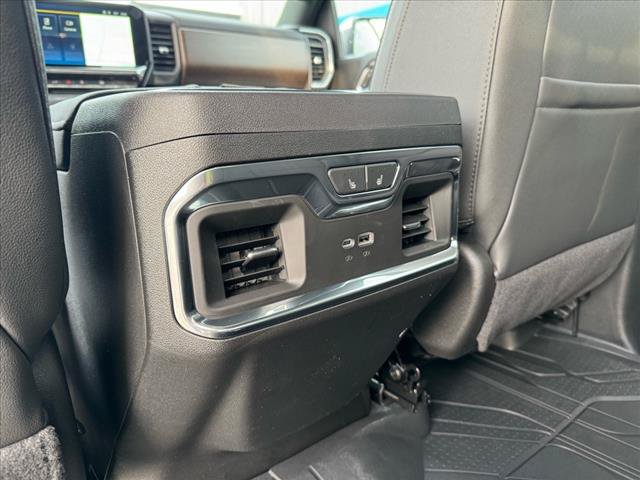 Used 2024 Chevrolet Silverado 1500 High Country AWD/4WD image 10