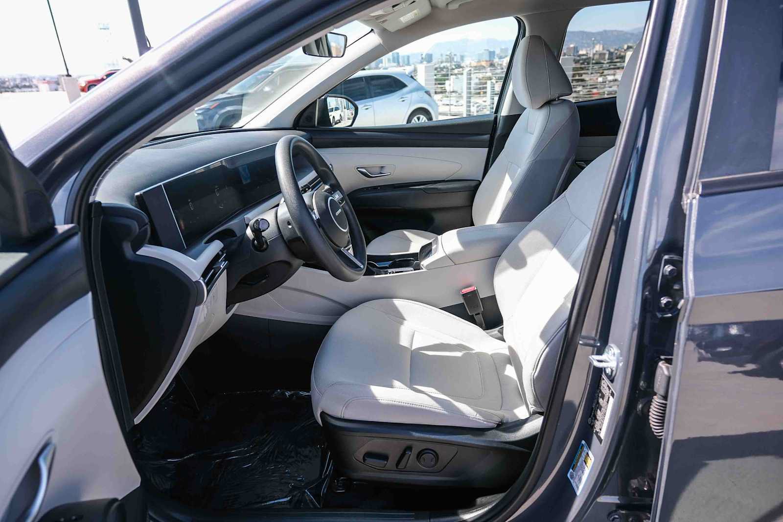 Used 2026 Hyundai Tucson SEL FWD image 20