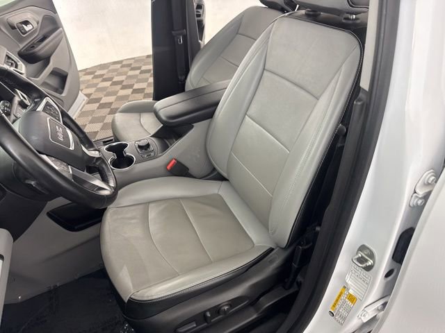 Used 2023 GMC Terrain SLT image 23