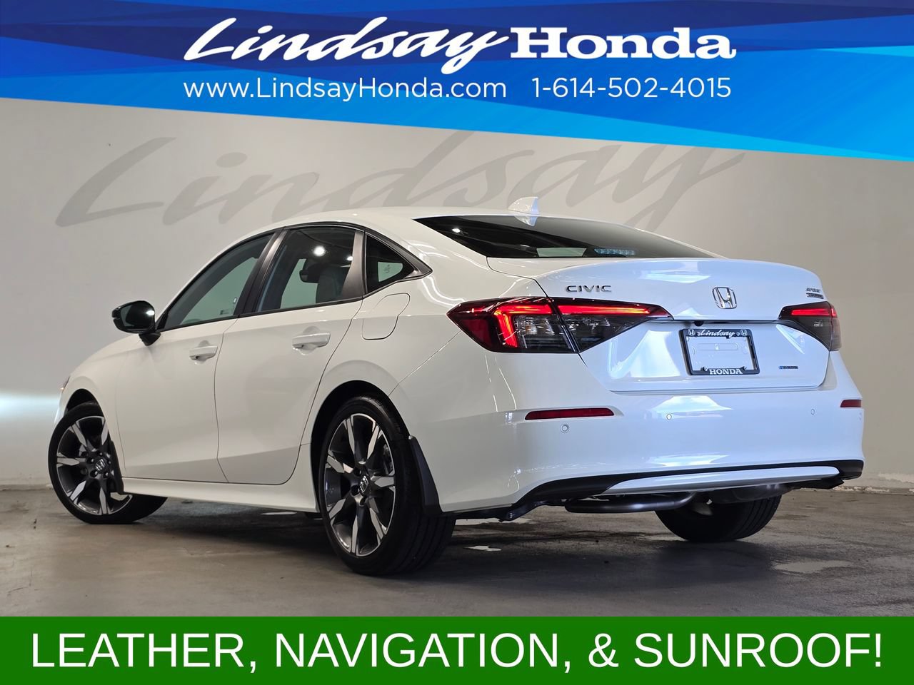 Used 2025 Honda Civic Sport Touring image 4