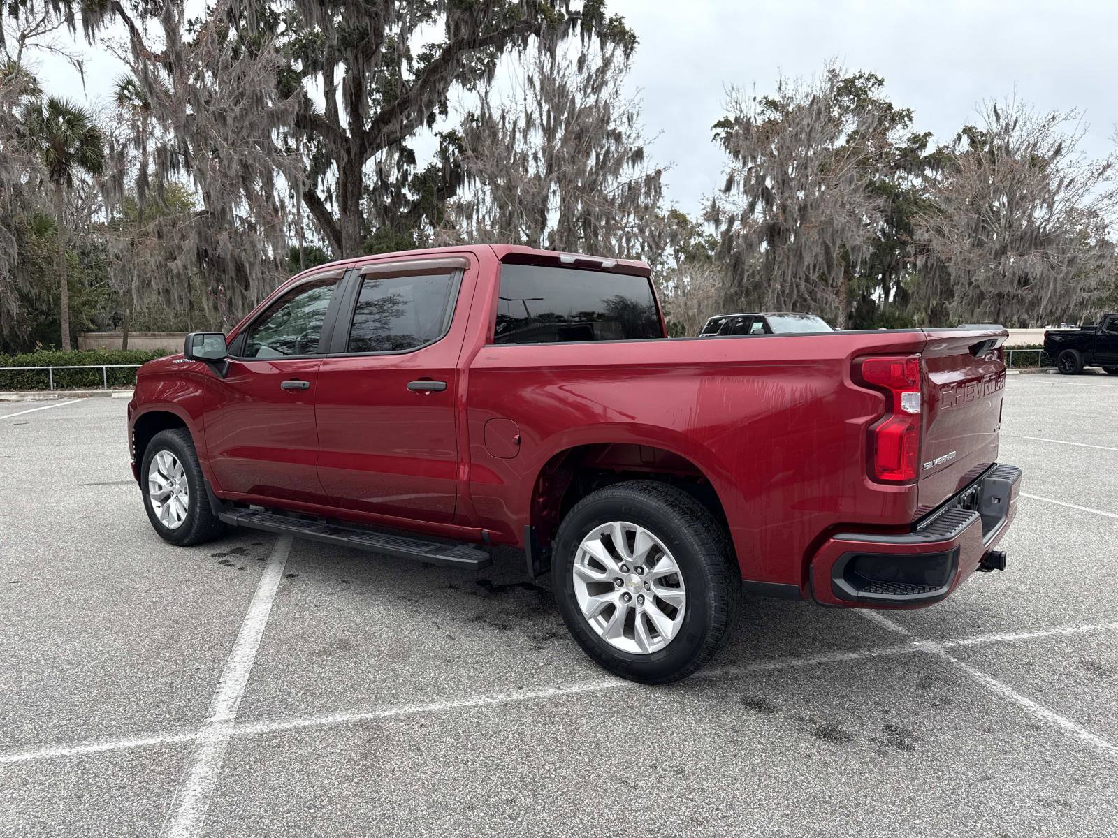 Used 2020 Chevrolet Silverado 1500 Custom w/ Custom Value Package image 5