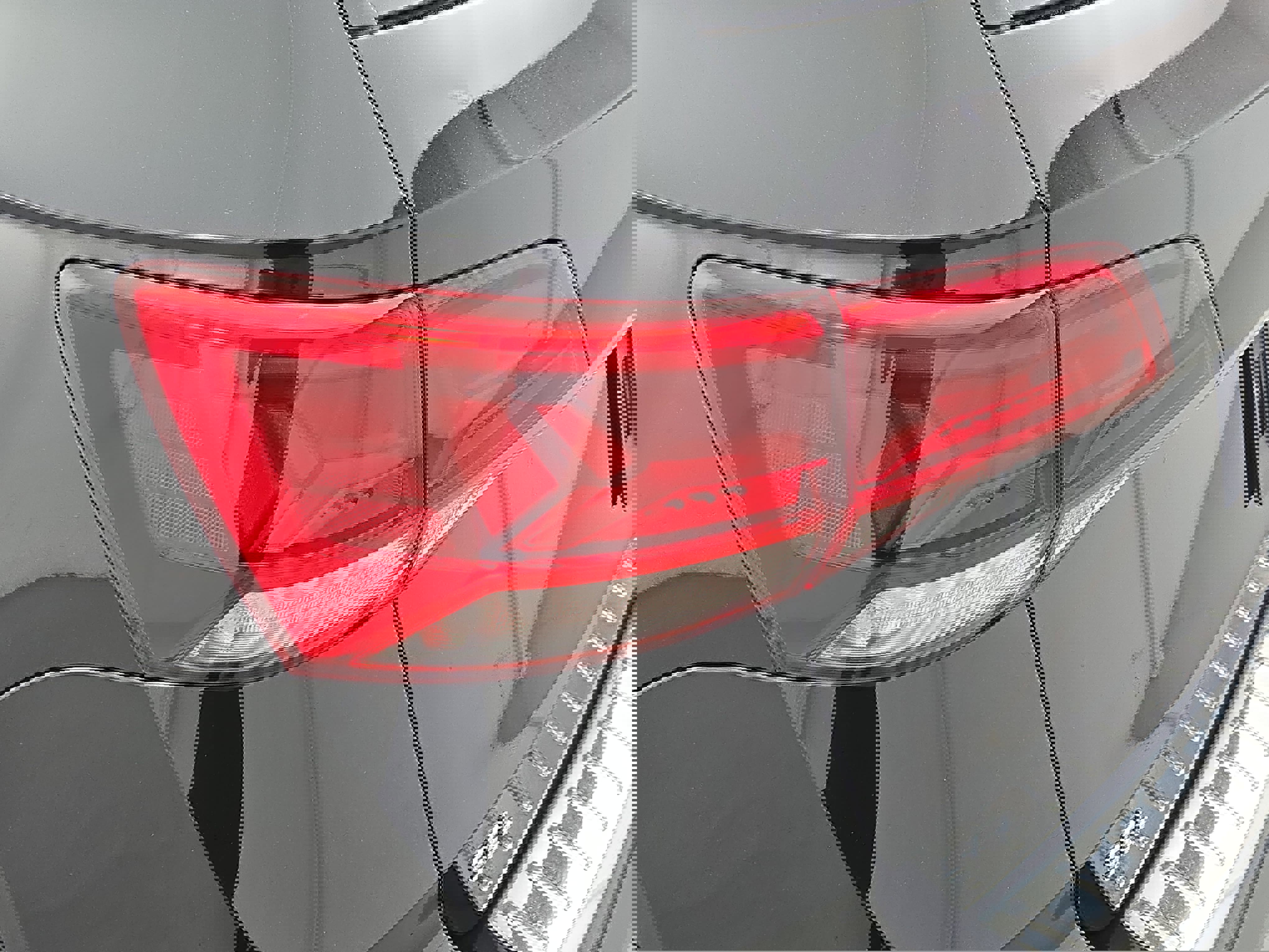 Used 2022 Volkswagen Taos SEL AWD/4WD image 31