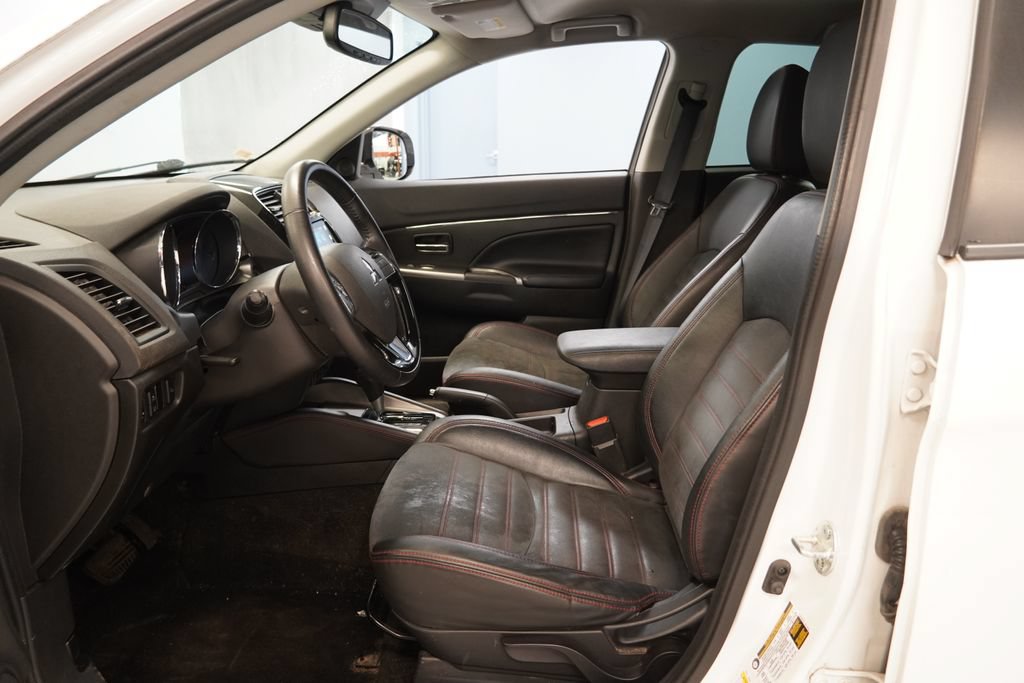 Used 2019 Mitsubishi Outlander Sport GT AWD/4WD image 5