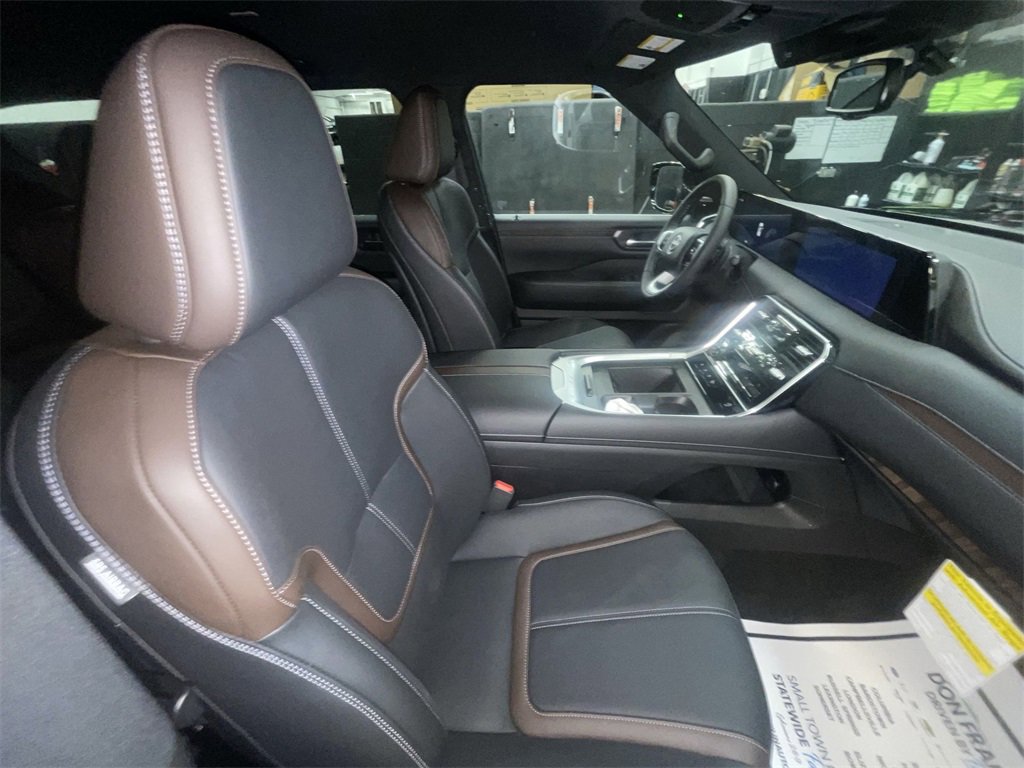 New 2026 Nissan Armada SL image 25