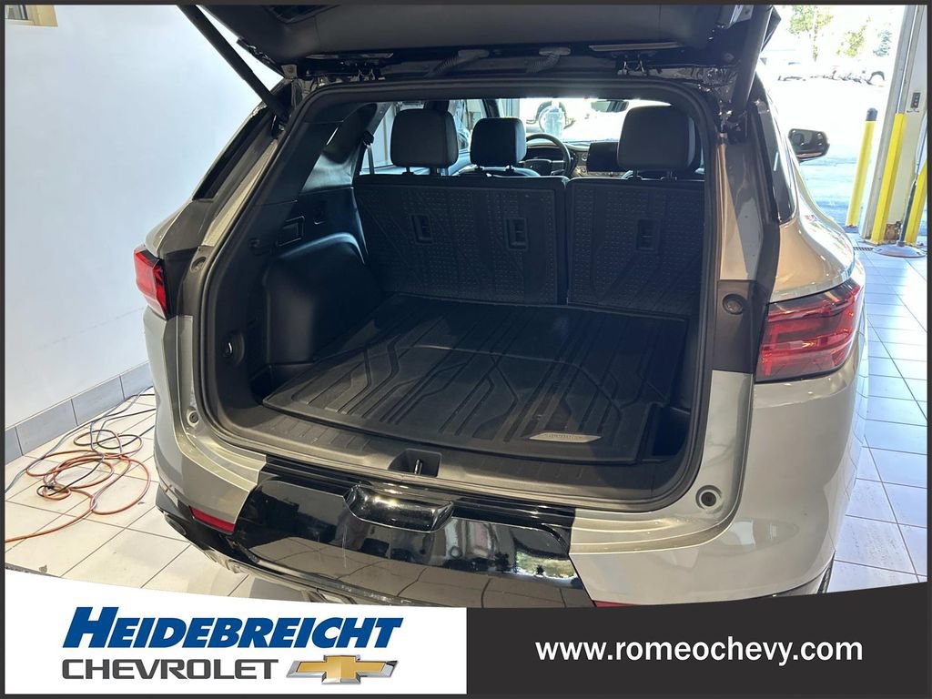 Certified 2023 Chevrolet Blazer RS w/ Driver Confidence II Package FWD image 15
