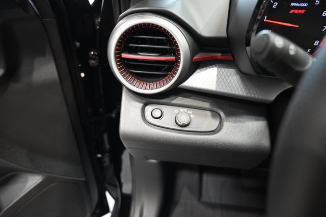 New 2026 Chevrolet Trax RS w/ Sunroof Package FWD image 25