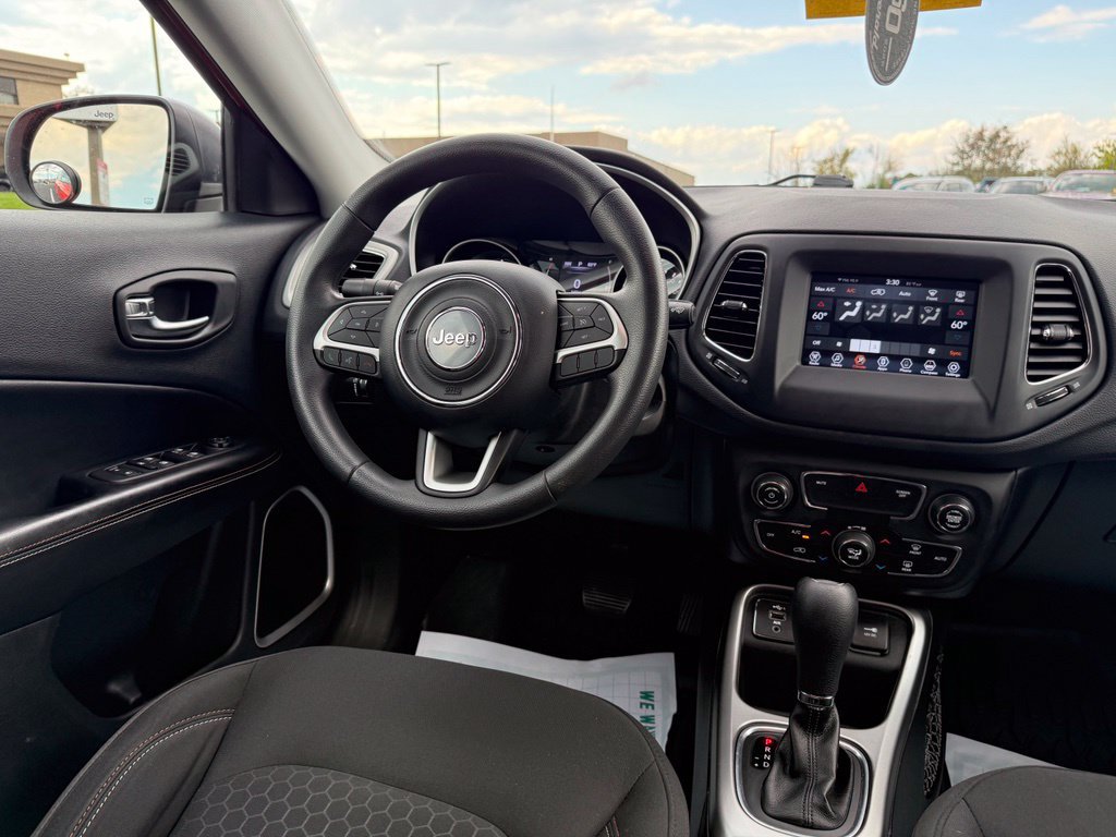 Used 2020 Jeep Compass Sport FWD image 17