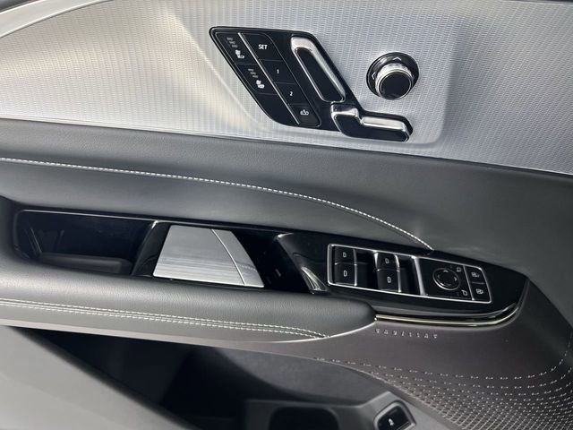 Used 2024 Cadillac Lyriq Tech RWD image 24