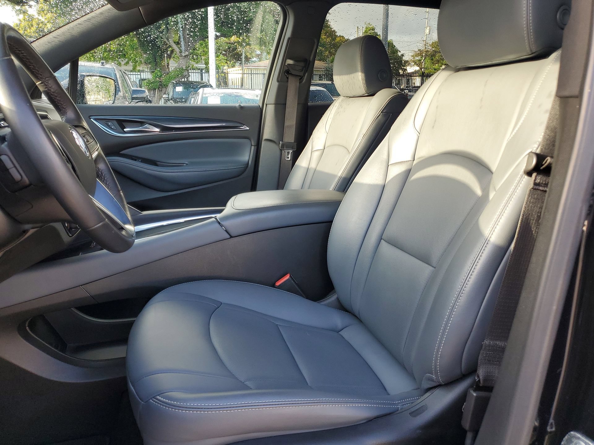 Used 2024 Buick Enclave Essence w/ Sport Touring Edition FWD image 20