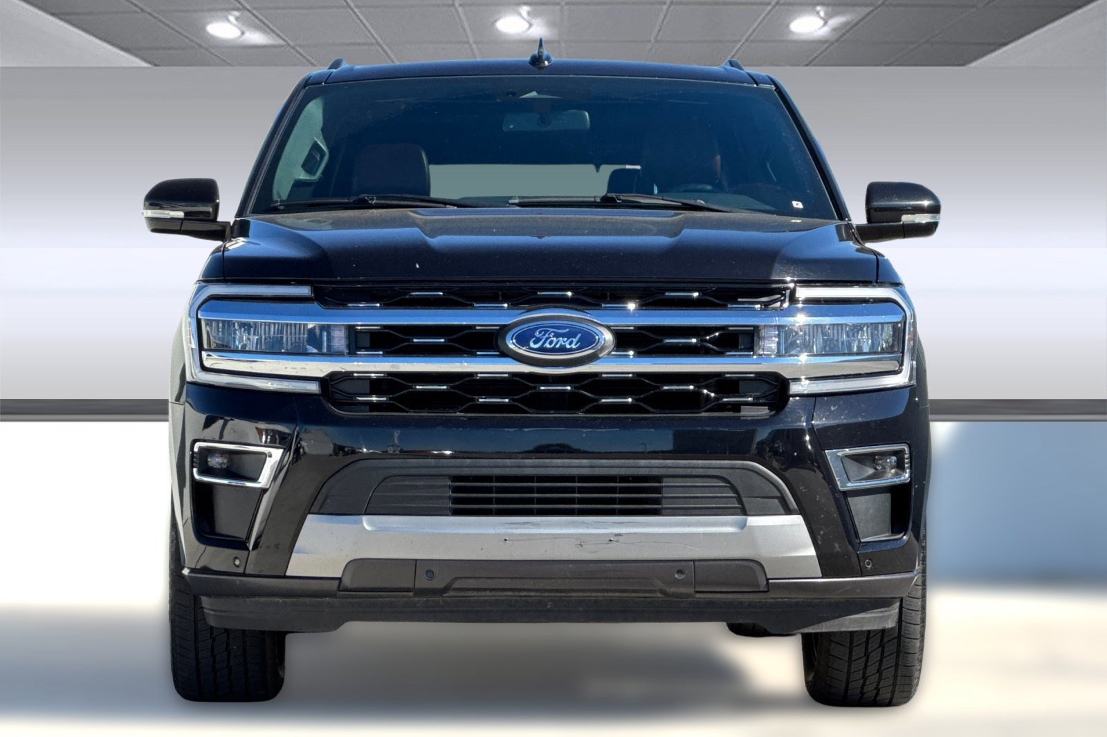 Used 2024 Ford Expedition Limited image 5