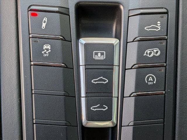 Used 2019 Porsche 911 Carrera GTS image 15