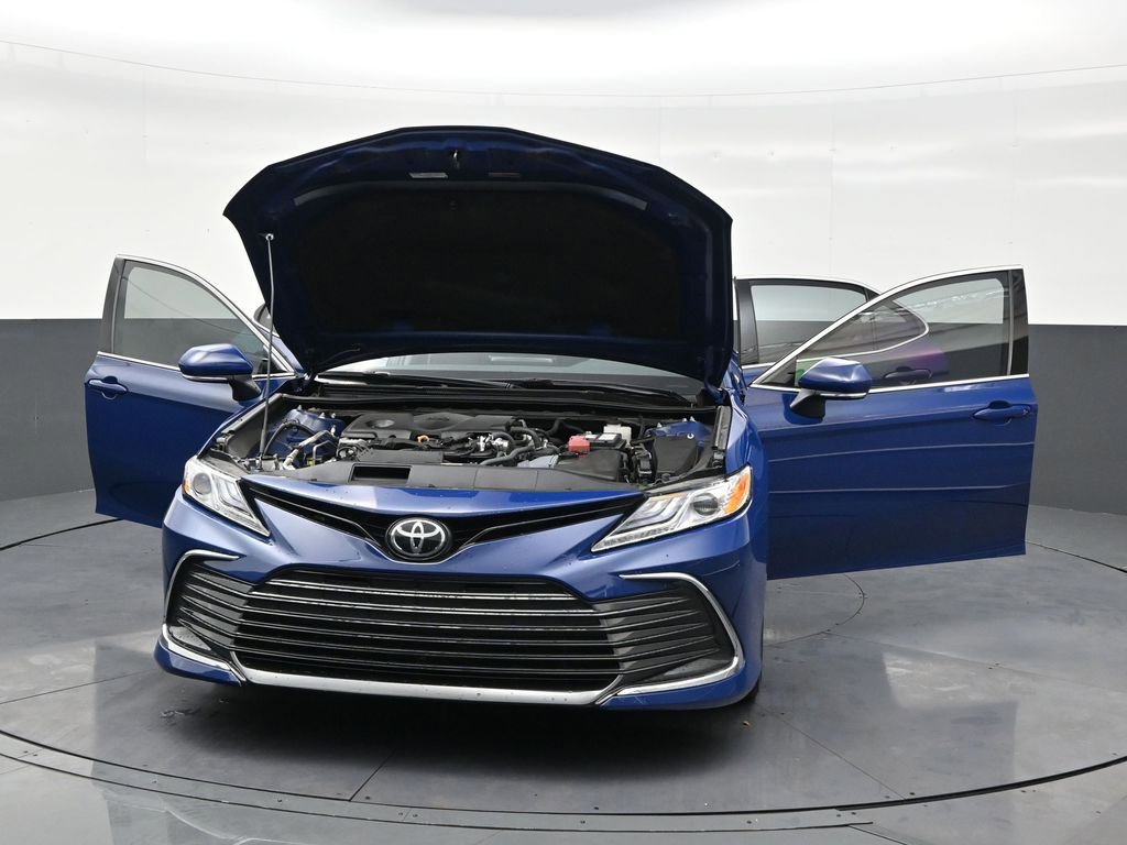 Used 2024 Toyota Camry XLE FWD image 34