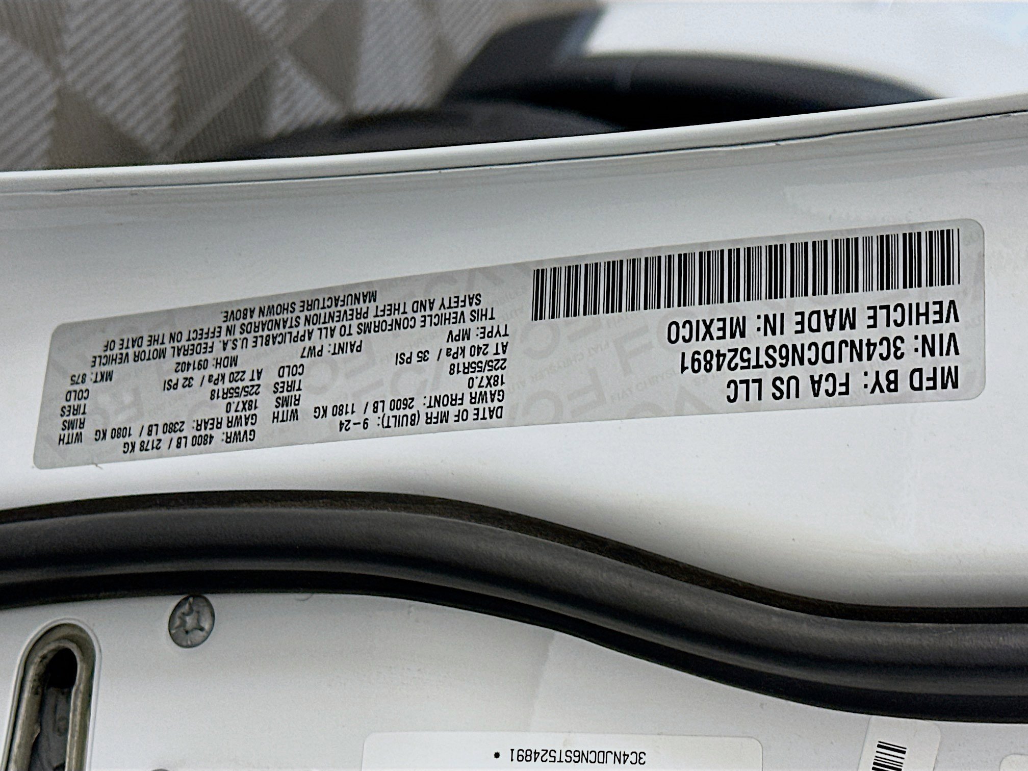 Used 2025 Jeep Compass Limited image 12