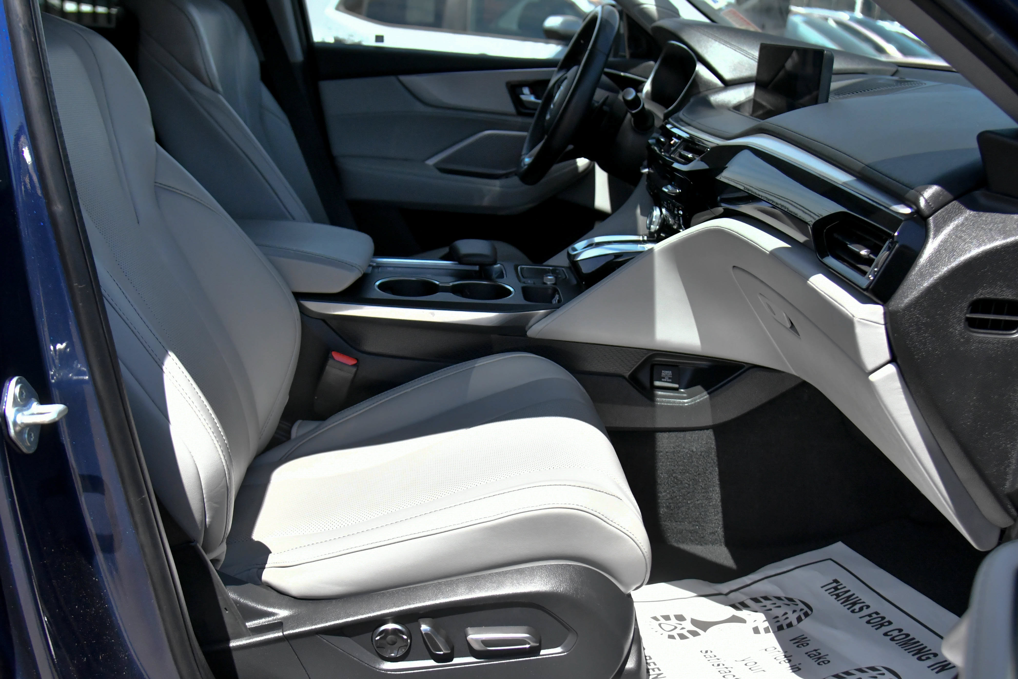 Used 2022 Acura MDX FWD w/ Technology Package image 55