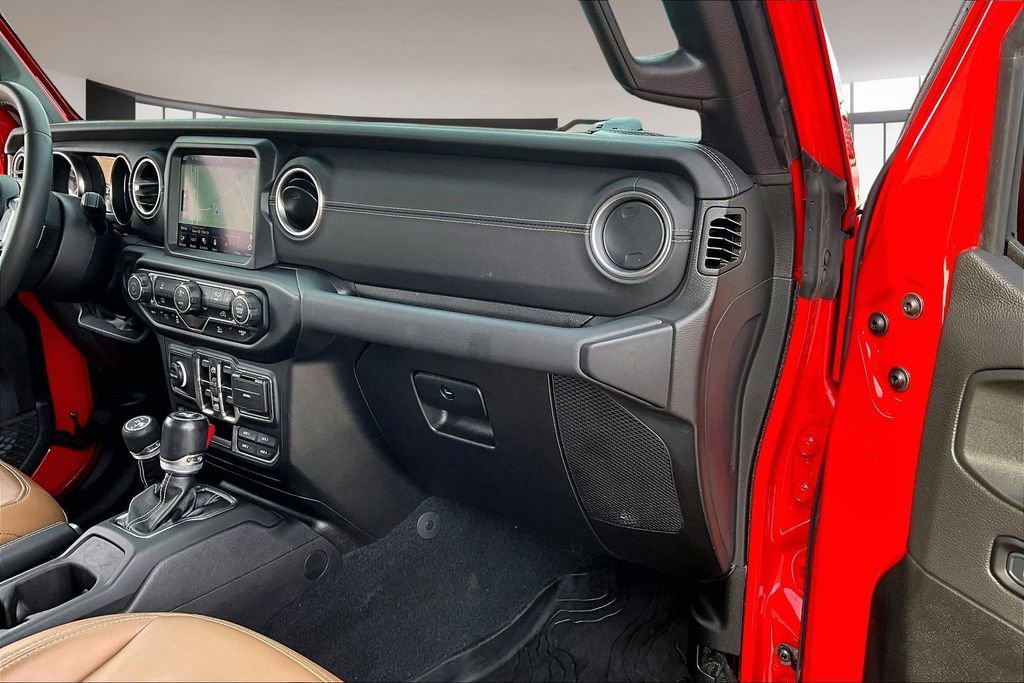 Used 2023 Jeep Wrangler Unlimited Sahara image 16