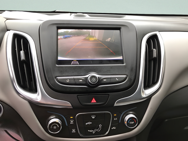 Used 2021 Chevrolet Equinox LT AWD/4WD image 19