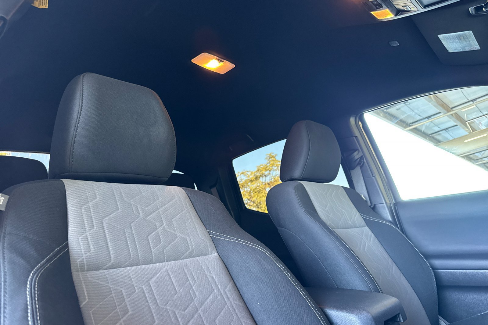 Certified 2023 Toyota Tacoma TRD Off-Road AWD/4WD image 20