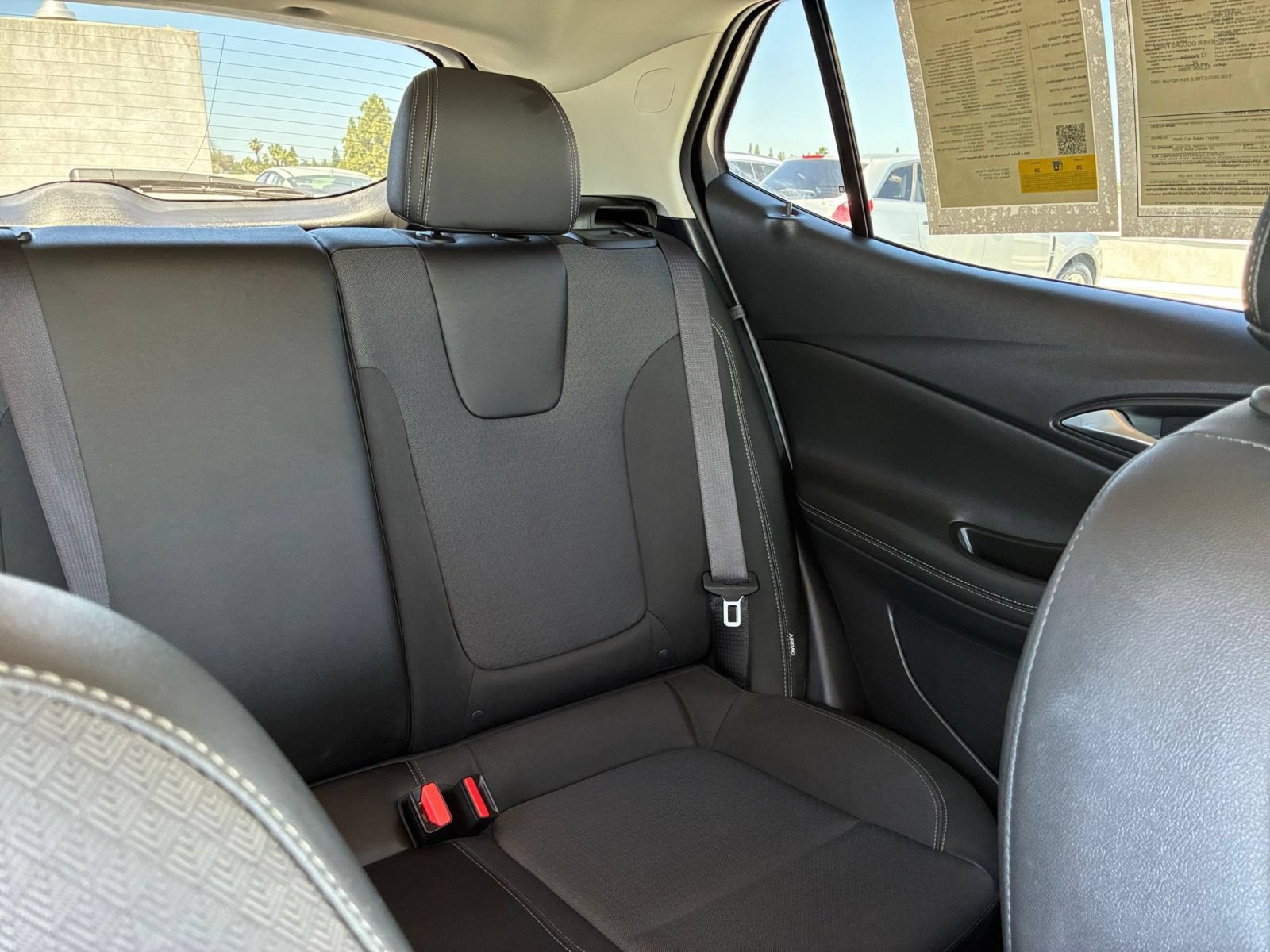Used 2025 Buick Encore GX Preferred AWD/4WD image 36
