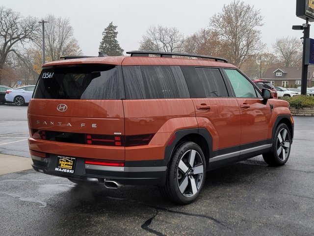 Used 2024 Hyundai Santa Fe Limited image 7