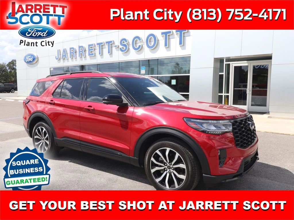 Used 2025 Ford Explorer ST-Line image 1