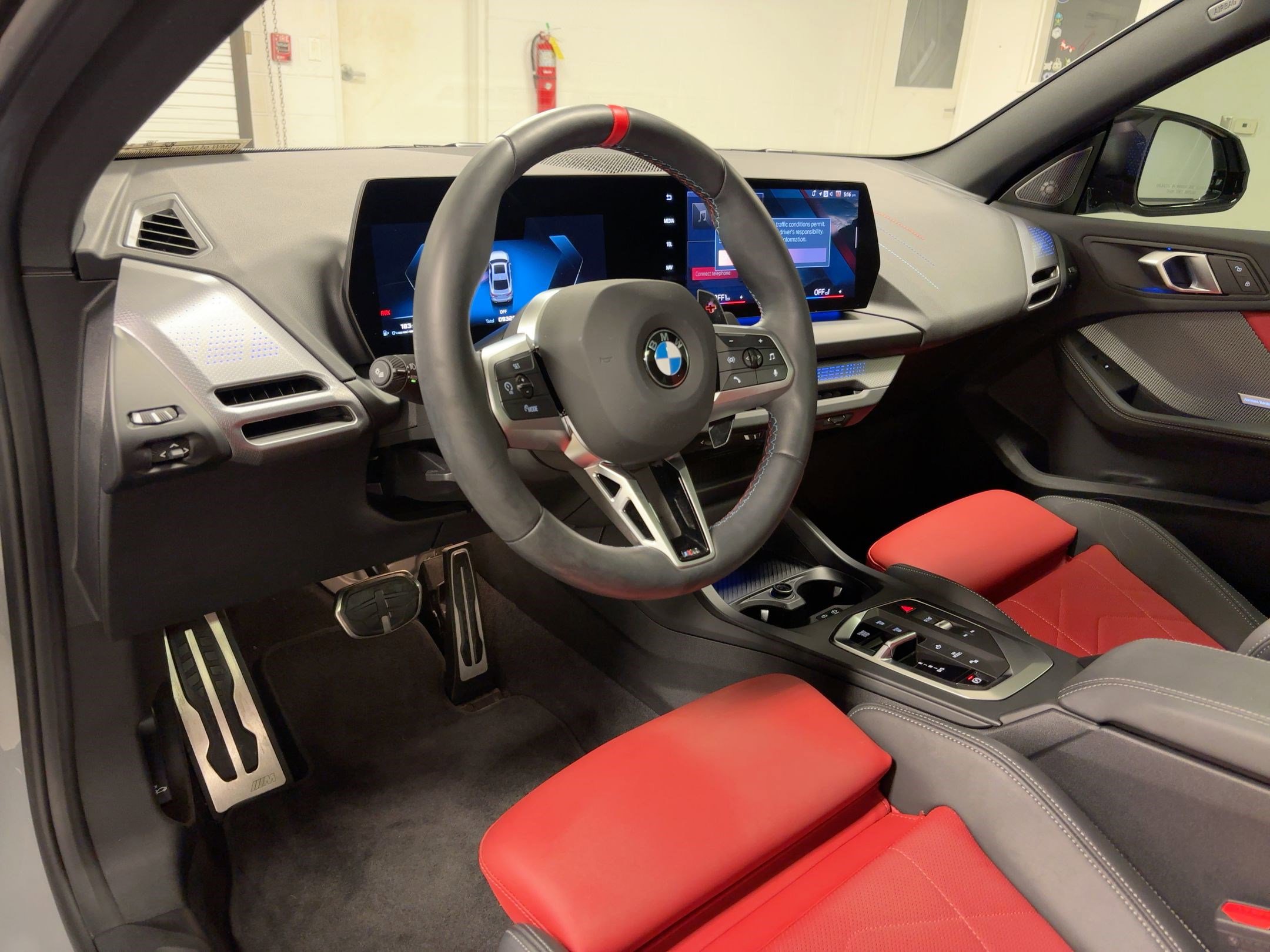 Used 2025 BMW M235i xDrive w/ Premium Package image 4