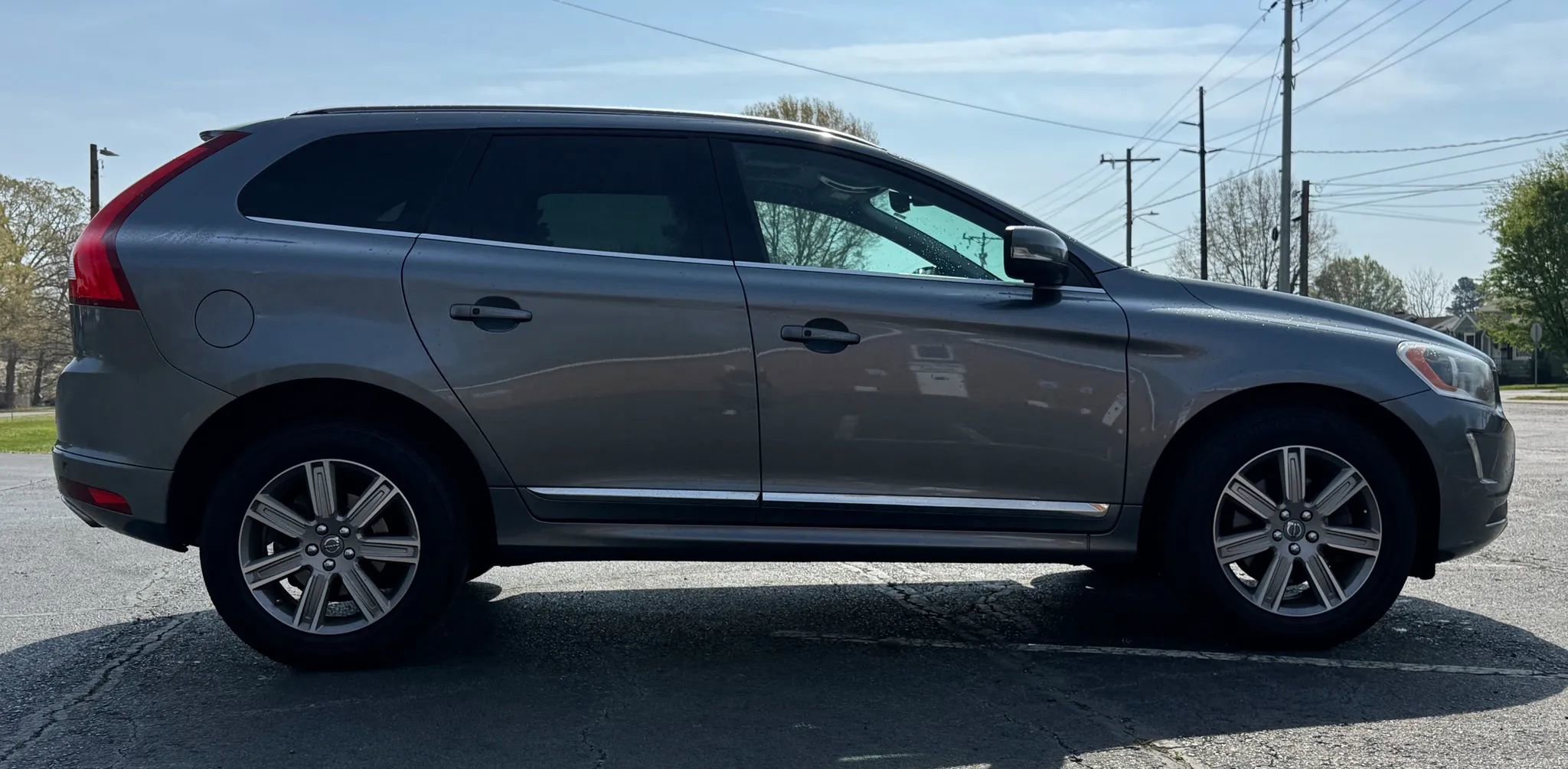 Used 2016 Volvo XC60 T5 Premier FWD image 8