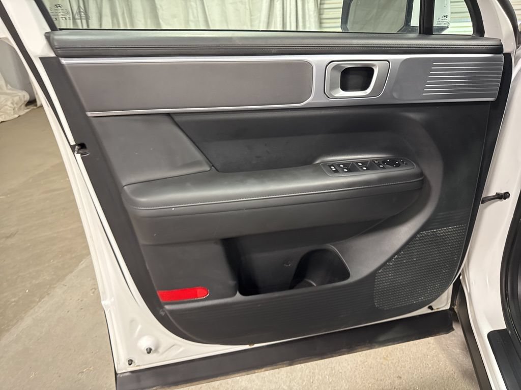 Used 2026 Hyundai Santa Fe SEL FWD image 19