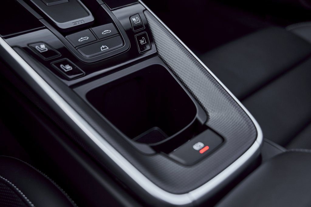 Used 2022 Porsche 911 Turbo S image 62