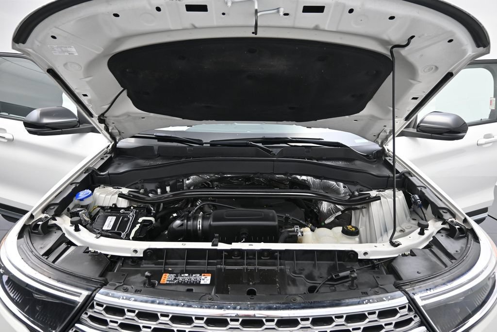 Used 2020 Ford Explorer Limited AWD/4WD image 33