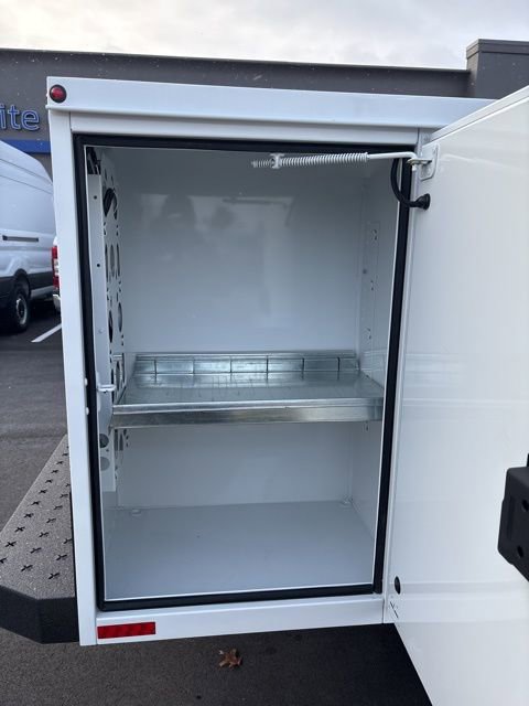 New 2026 Ford F450 XL w/ XL Chrome Package image 16