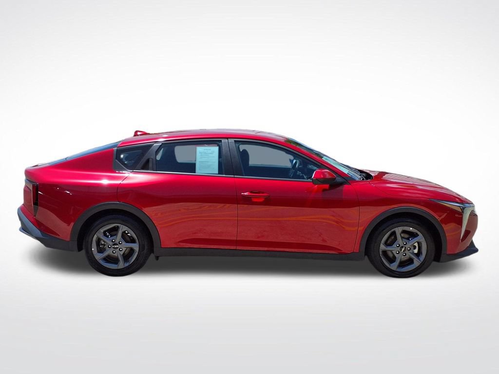 Used 2025 Kia K4 FWD image 5