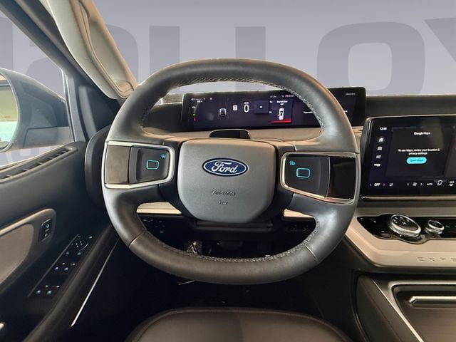 Used 2025 Ford Expedition Max Active AWD/4WD image 13