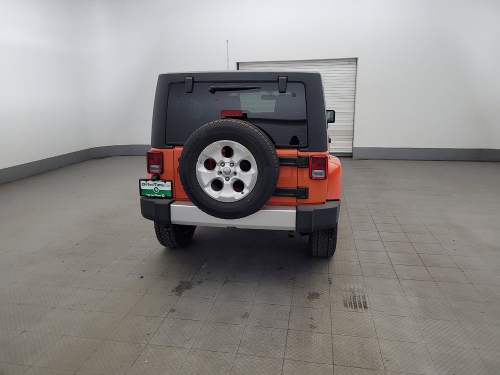 Used 2015 Jeep Wrangler Unlimited Sahara w/ Dual Top Group AWD/4WD image 7