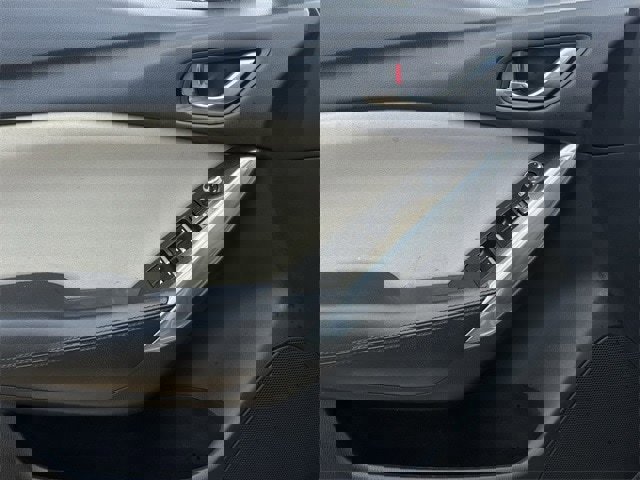 Used 2017 MAZDA MAZDA6 Sport image 24