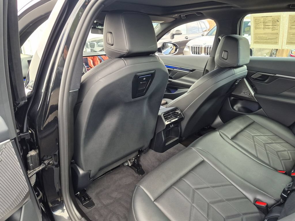 Used 2026 BMW 540i xDrive AWD/4WD image 36