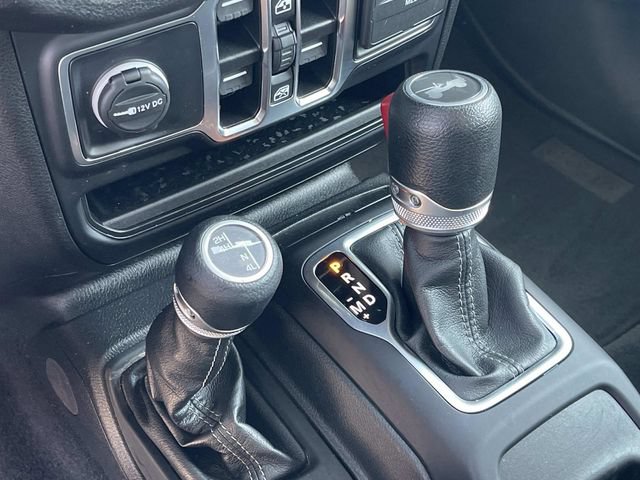 Used 2024 Jeep Wrangler Unlimited Sport AWD/4WD image 30