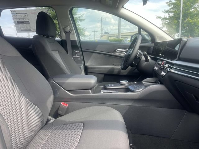 New 2026 Kia Sportage LX FWD image 16