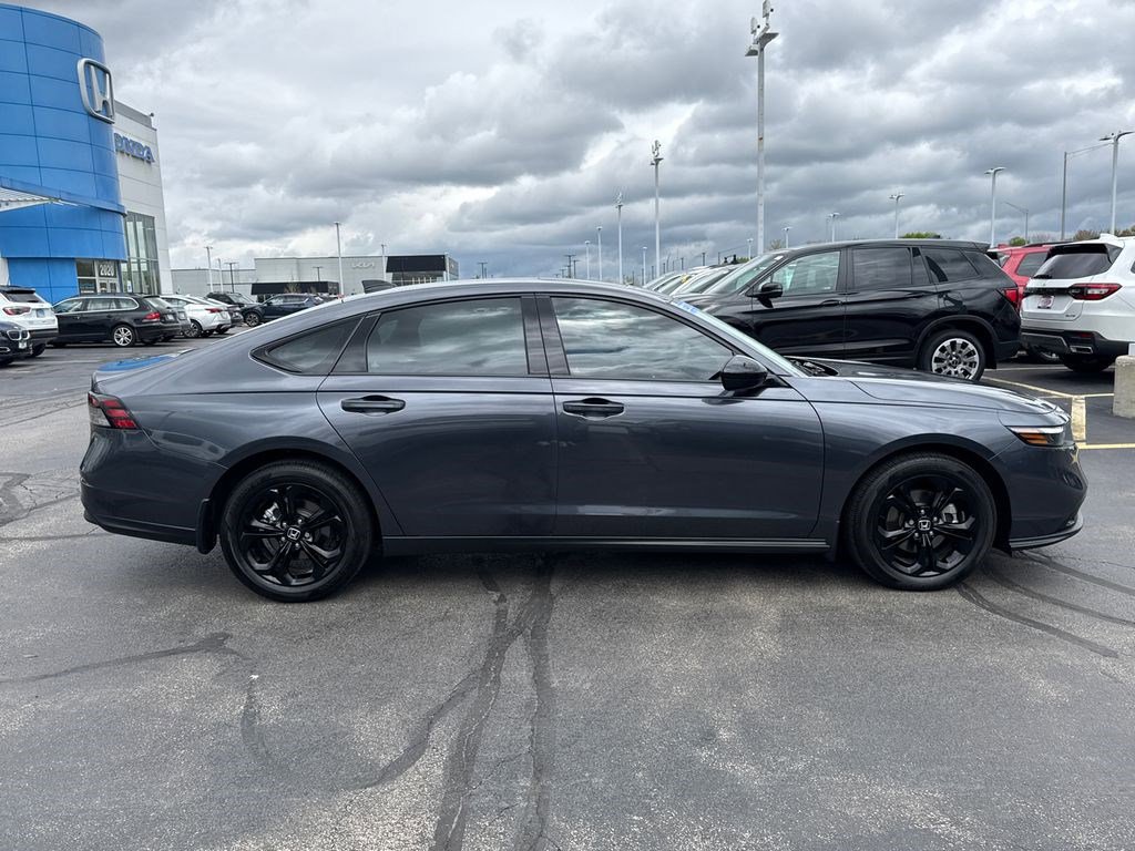 Certified 2025 Honda Accord SE image 12