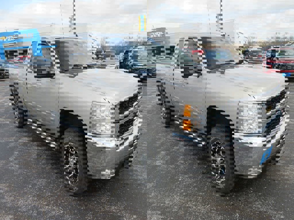 Used 2008 Chevrolet Silverado 2500 LTZ w/ Safety Package image 7