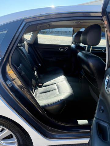 Used 2014 Nissan Sentra SL w/ Premium Package image 12
