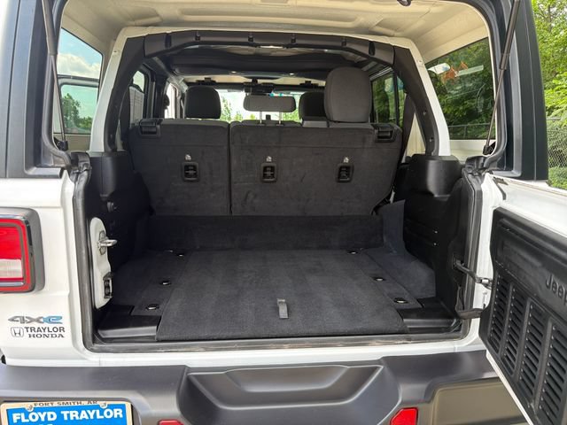 Used 2024 Jeep Wrangler Unlimited AWD/4WD image 27