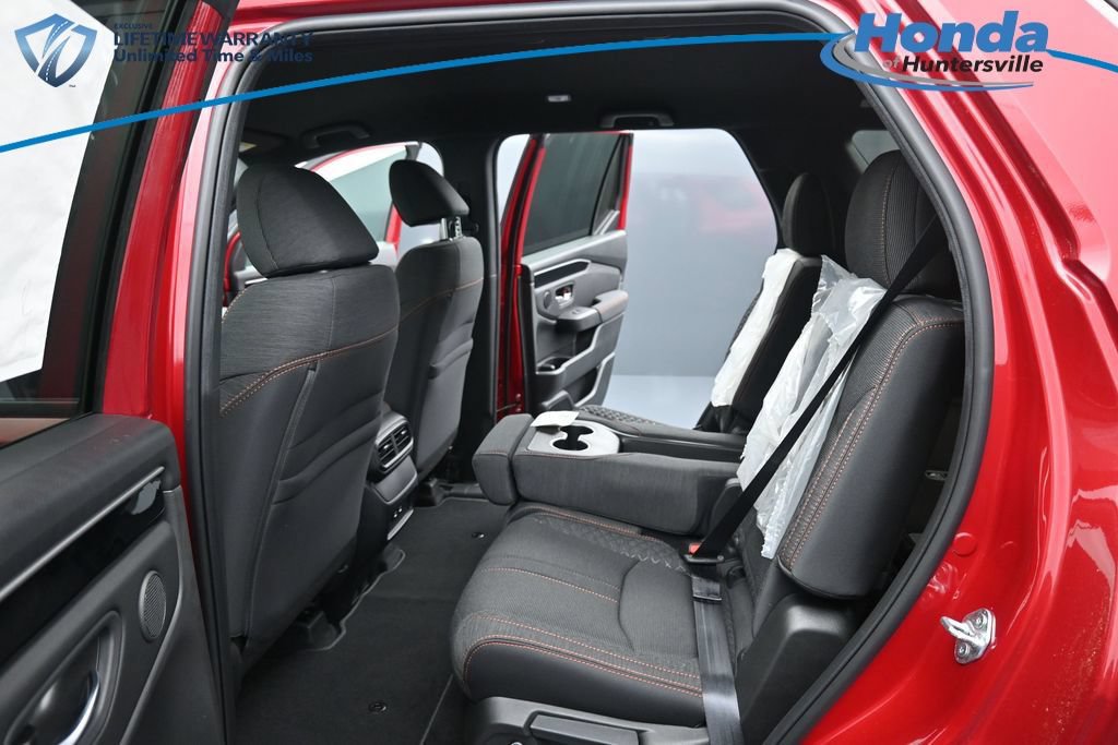 New 2026 Honda Pilot Sport image 16