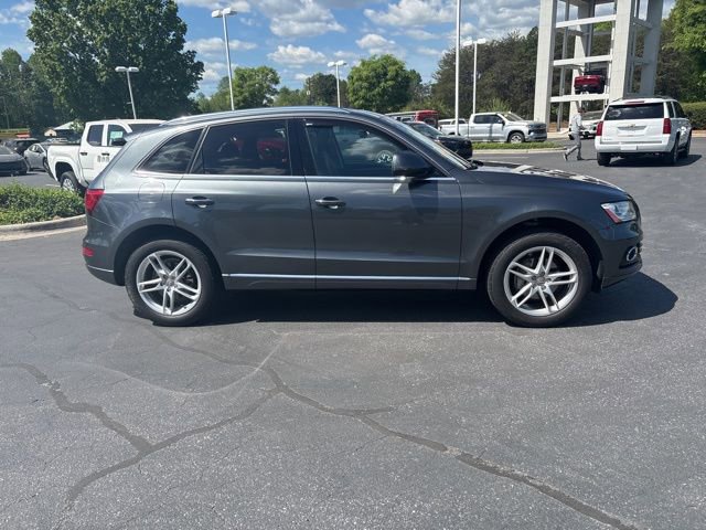 Used 2017 Audi Q5 2.0T Premium Plus w/ Technology Package image 7
