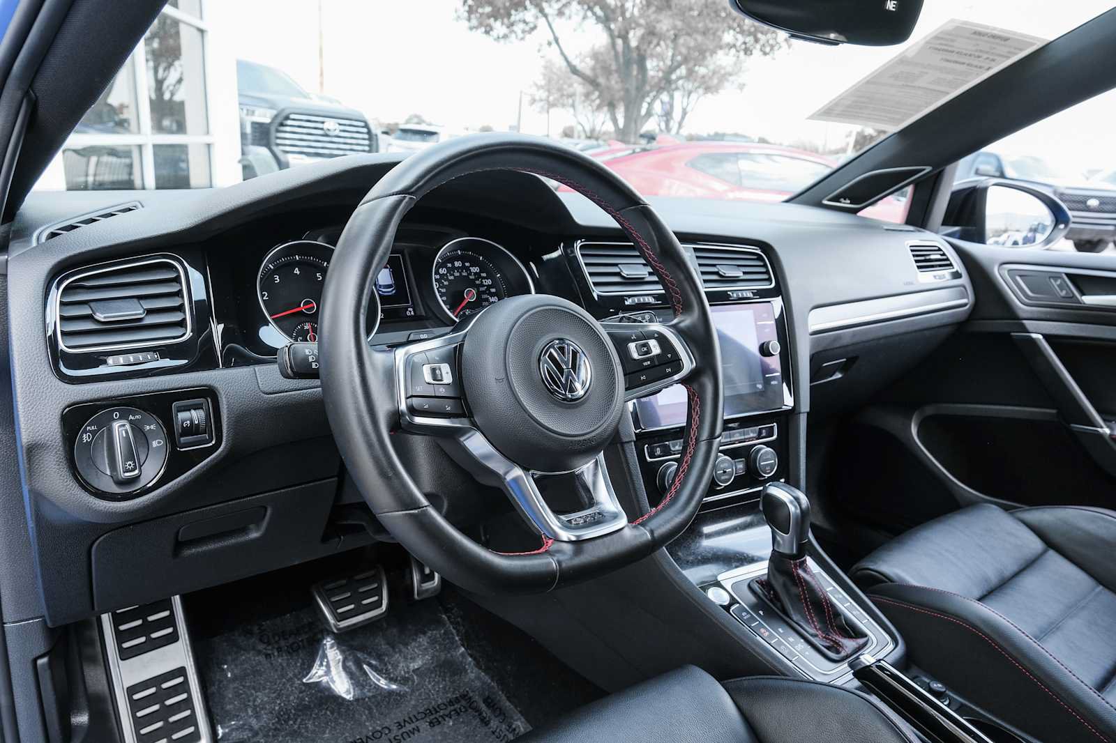 Used 2021 Volkswagen GTI Autobahn FWD image 23