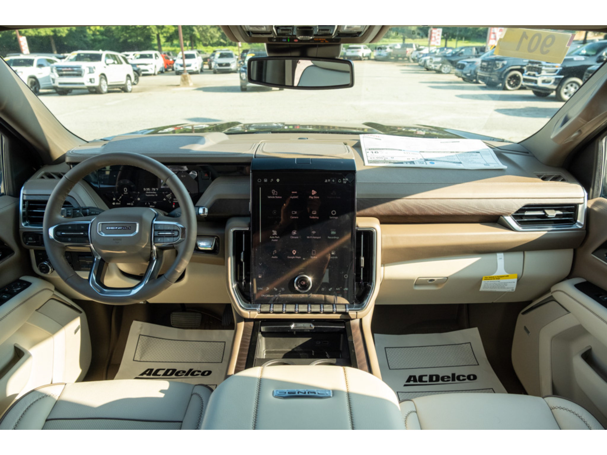 New 2026 GMC Yukon Denali w/ Sun & Power Step Package AWD/4WD image 33