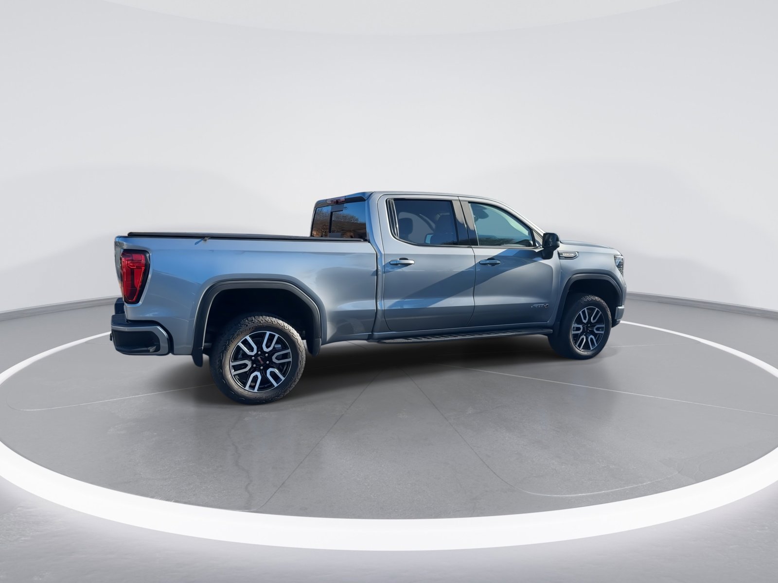 Certified 2025 GMC Sierra 1500 AT4 w/ AT4 Premium Package image 9