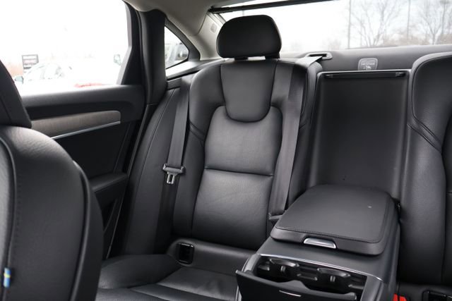 Used 2024 Volvo S90 B6 Plus AWD/4WD image 19