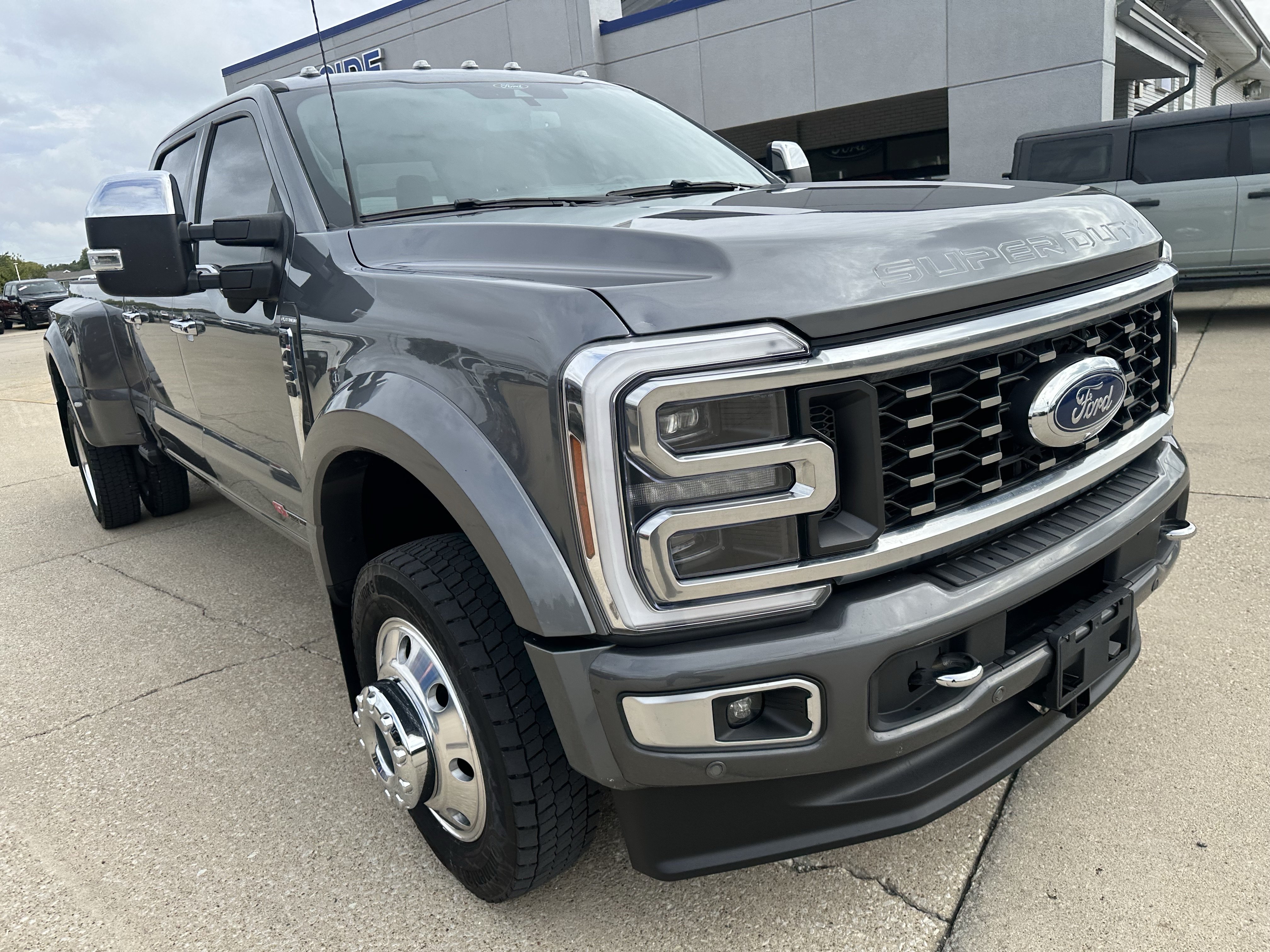 Used 2024 Ford F450 Platinum AWD/4WD image 29