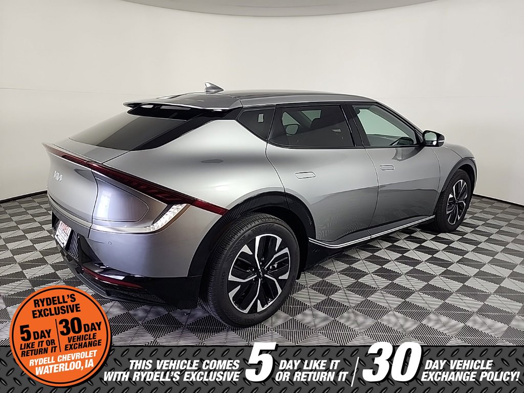 Used 2024 Kia EV6 Wind image 11